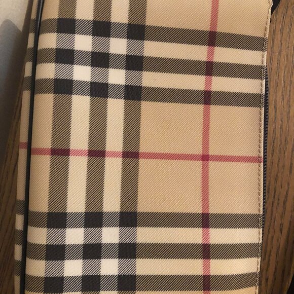 Burberry Pochette Bag - Picture 9 of 12